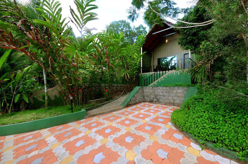 Coorg Jungle Camp Resort Suntikoppa ภายนอก รูปภาพ