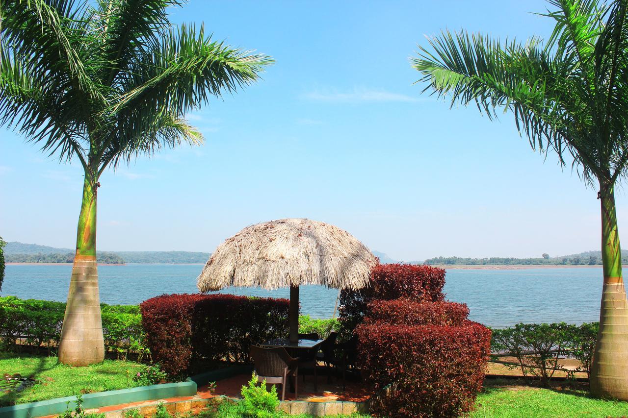 Coorg Jungle Camp Resort Suntikoppa ภายนอก รูปภาพ