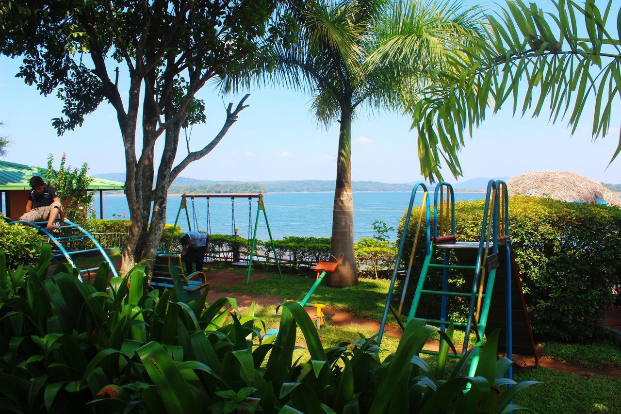 Coorg Jungle Camp Resort Suntikoppa ภายนอก รูปภาพ