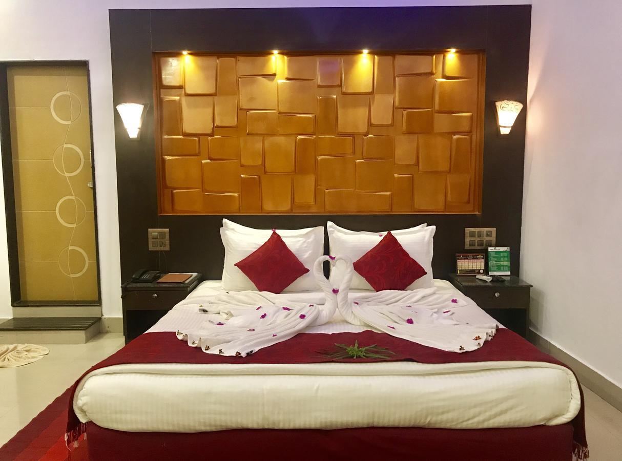 Coorg Jungle Camp Resort Suntikoppa ภายนอก รูปภาพ