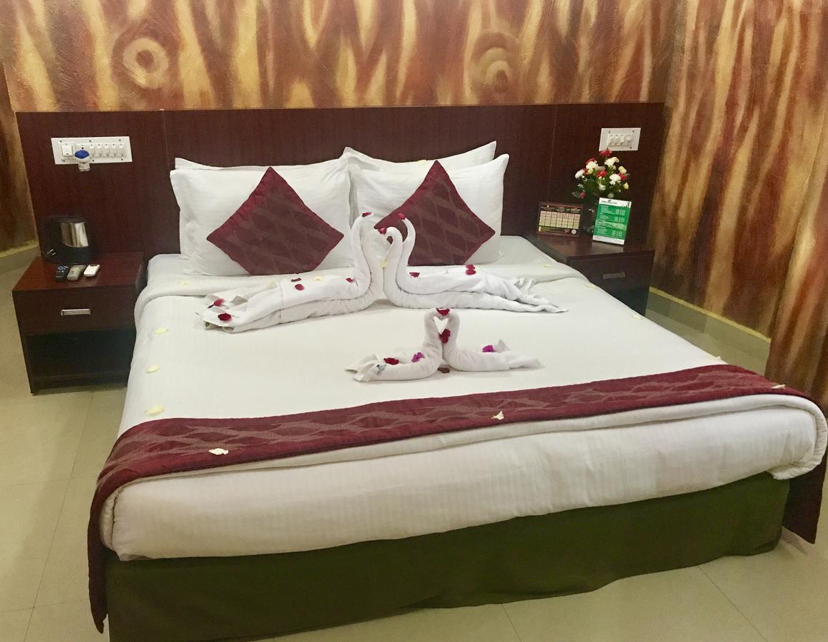 Coorg Jungle Camp Resort Suntikoppa ภายนอก รูปภาพ